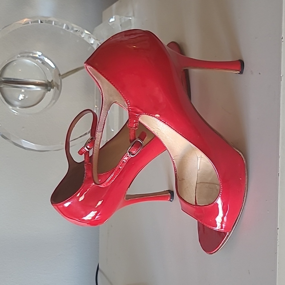 MANOLO BLAHNIK Red Heels - Picture 7 of 13